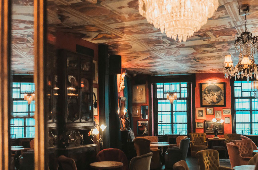 Restaurants, cafés and bars in Cais do Sodré (Lisbon - Portugal): where to eat and drink in Cais do Sodré (Lisboa) - Pensão do Amor