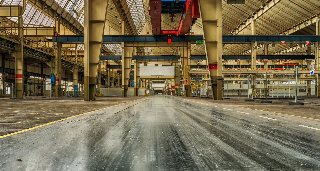 Aumenta la venta de naves industriales en Murcia