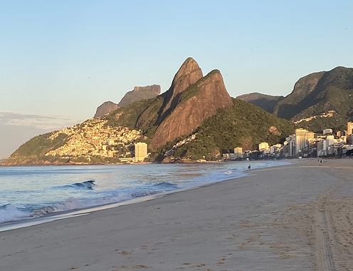 Photo de Laura Rangel, Directrice Commerciale des Ventes et Locations à Long Terme de l'équipe WhereInRio