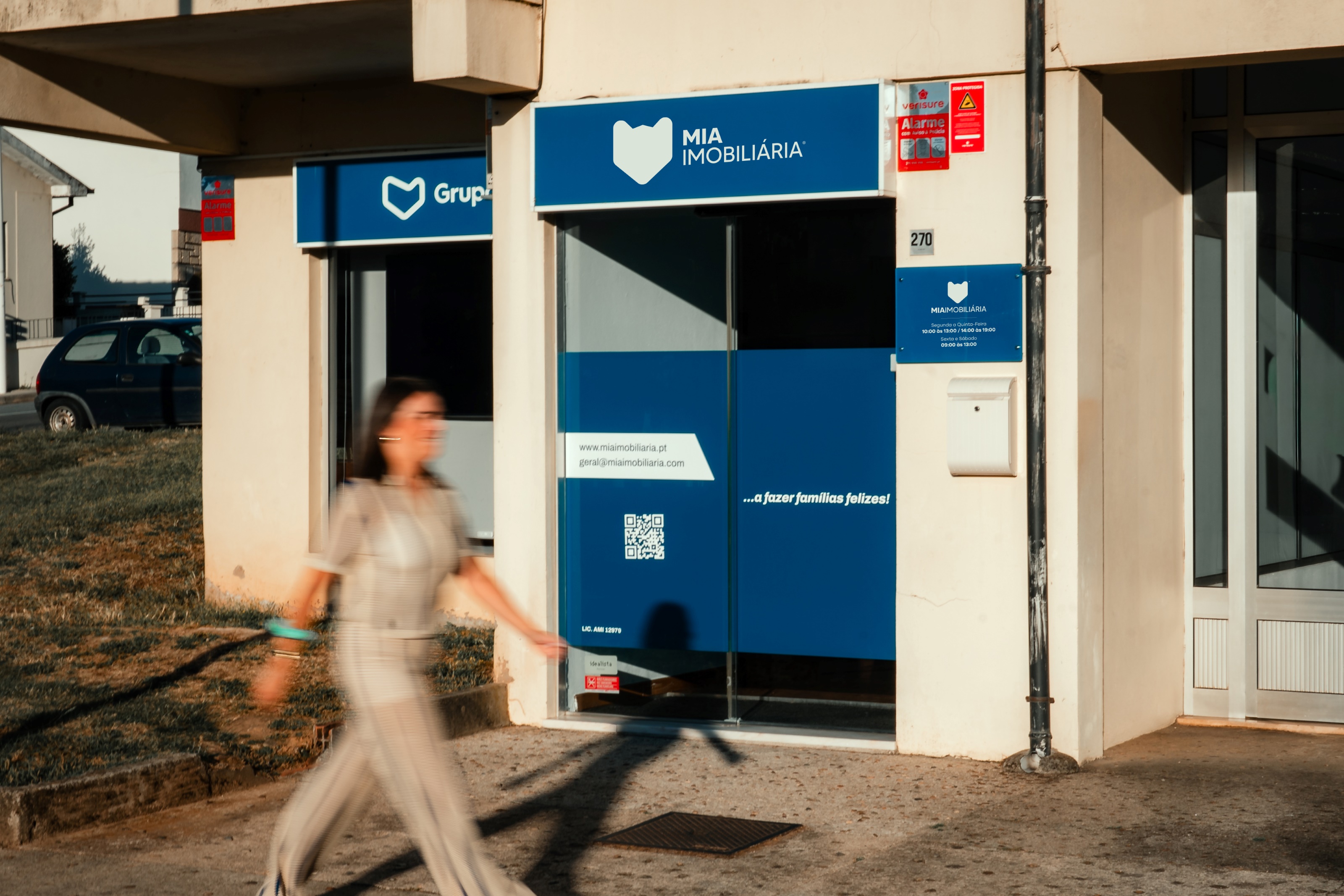 Entrada da Loja da Mia Imobiliária