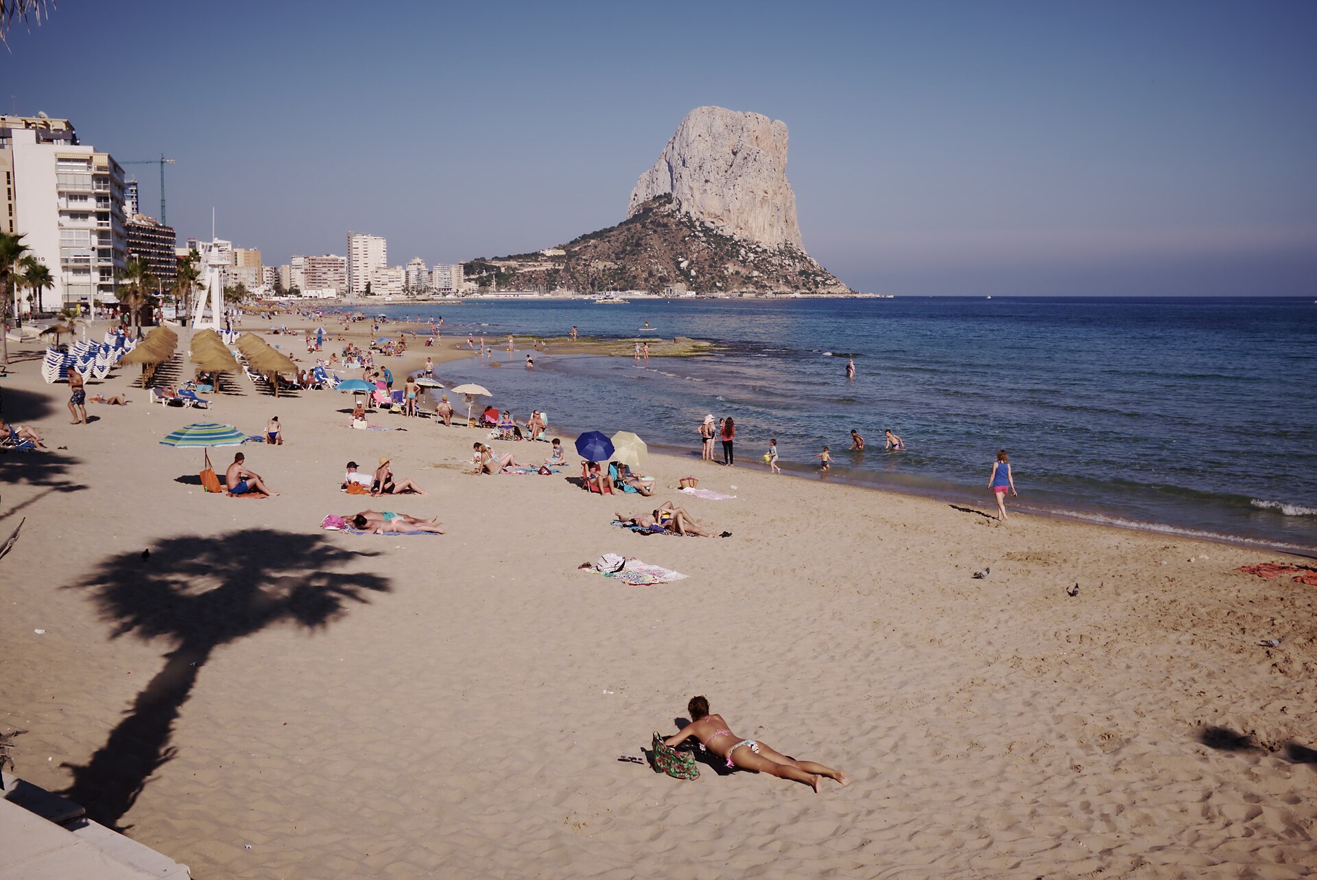 Playa del Arenal-Bol en Calpe con el Peñón de Ifach