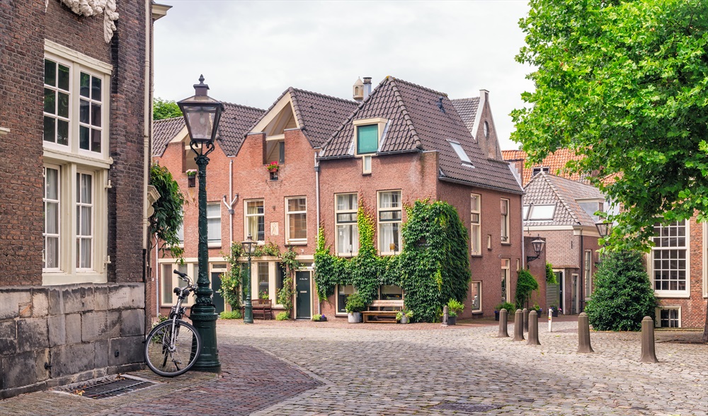 Bicicleta, ligações de comboio e bairros de Utrecht
