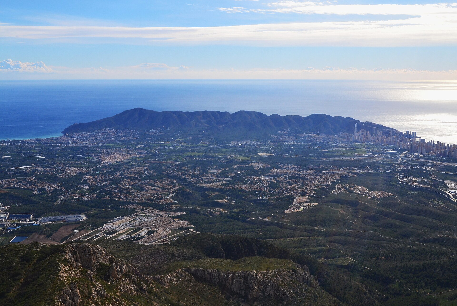 Vista sobre l'Alfàs del Pi y la Serra Gelada