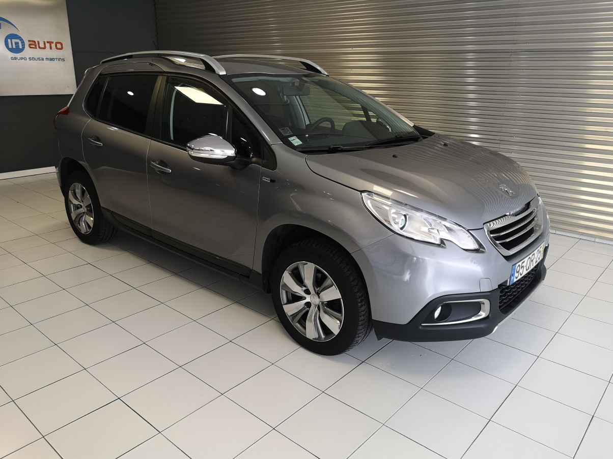 Um pequeno SUV para a cidade a diesel. Vendido em 2020.