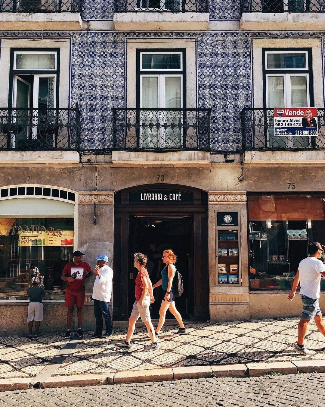 O que visitar e fazer na Baixa-Chiado (Lisboa) - Livraria Bertrand