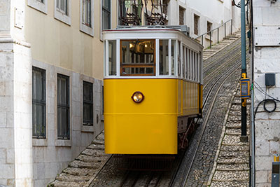 O que visitar e fazer na Avenida da Liberdade (Lisboa) - Ascensor do Lavra
