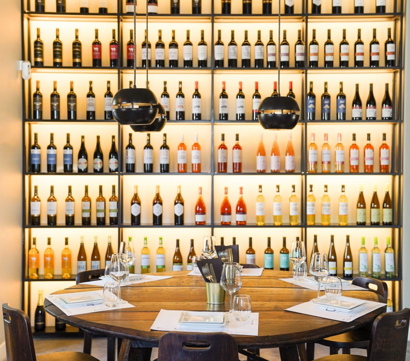 Restaurantes, cafés e bares em Azeitão (Setúbal - Portugal): onde comer e beber em Azeitão - Wine Corner