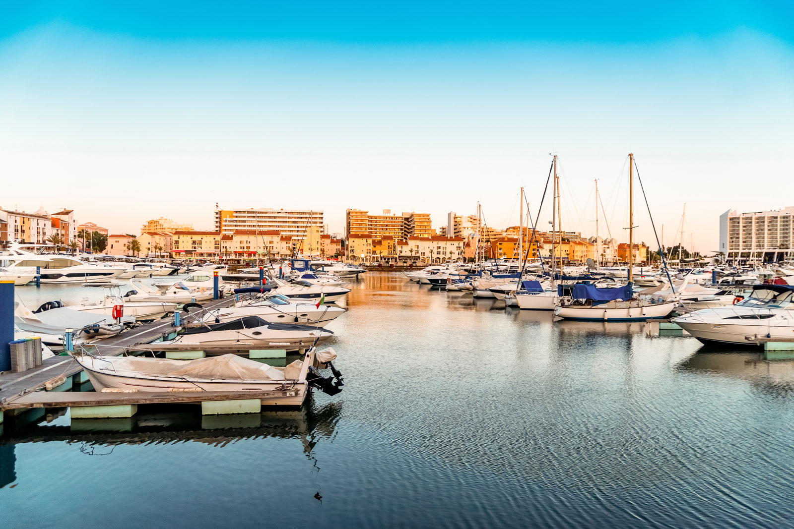 Places to visit and things to see and do in Quarteira (Algarve - Portugal) - Quarteira Port and Fish Market