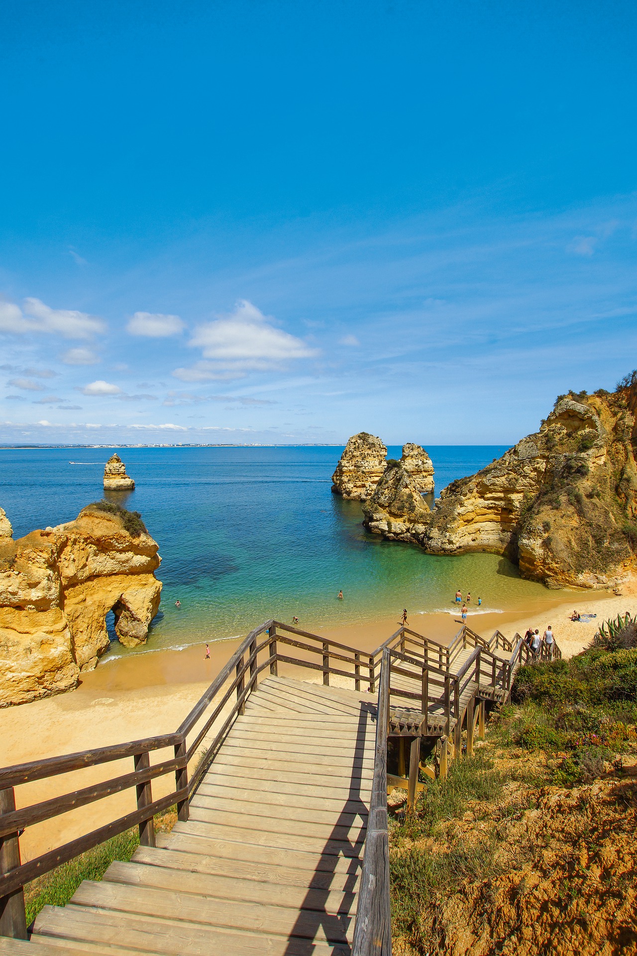 Apartments, Buildings, Houses for Sale in Portugal - Porto, Lisboa, Algarve