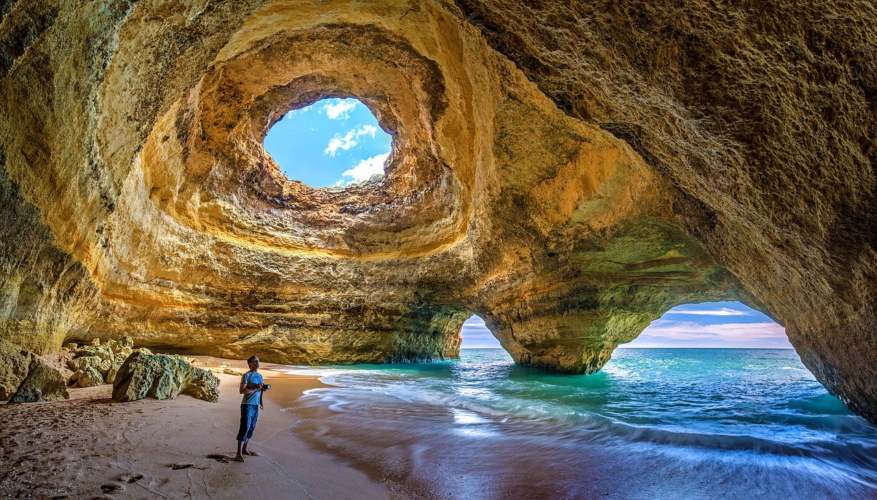 Benagil cave Algarve