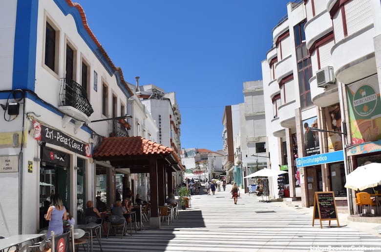 Places to visit and things to see and do in Costa da Caparica (Setúbal - Portugal) - Rua dos Pescadores (Fishermen's Street)
