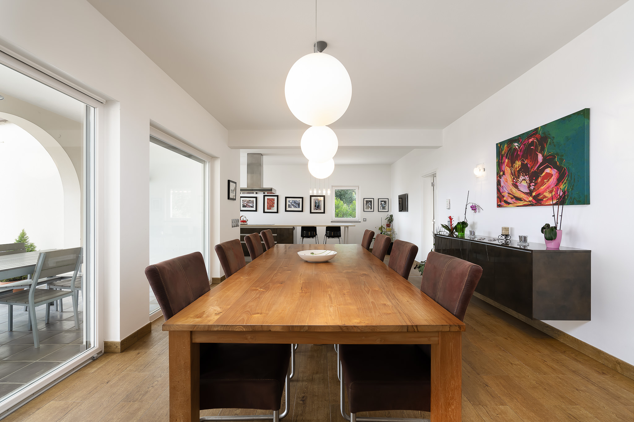 Who We Are – Why Choose LUXRE